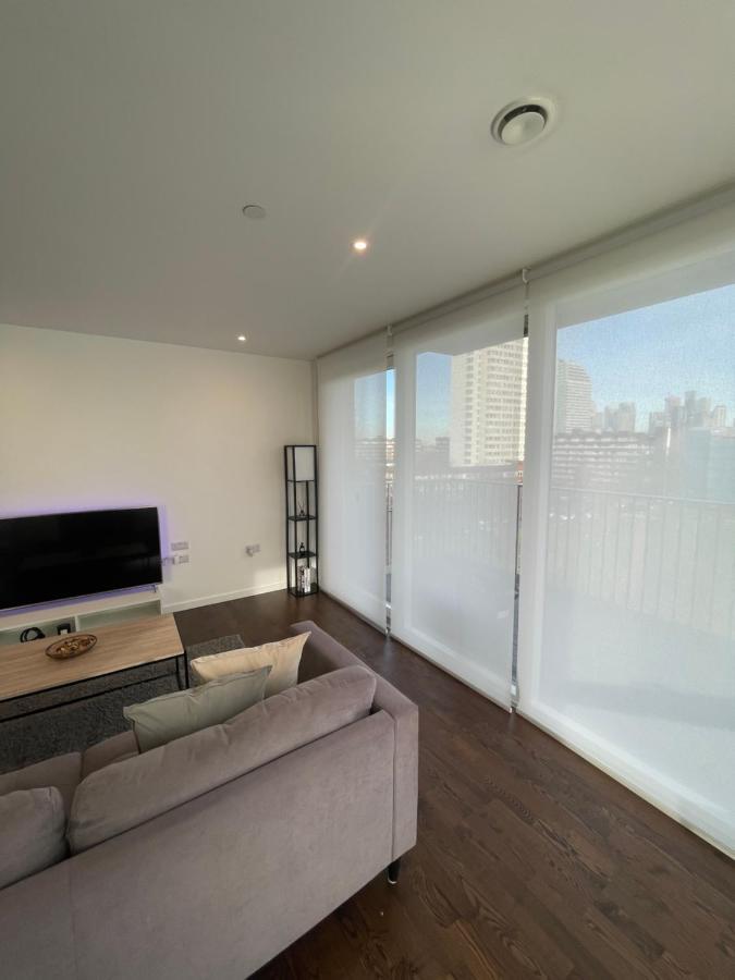 Immaculate 2Bed Apartment In London- City Views Bagian luar foto
