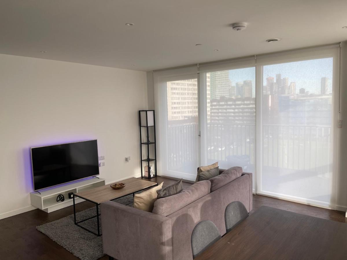 Immaculate 2Bed Apartment In London- City Views Bagian luar foto