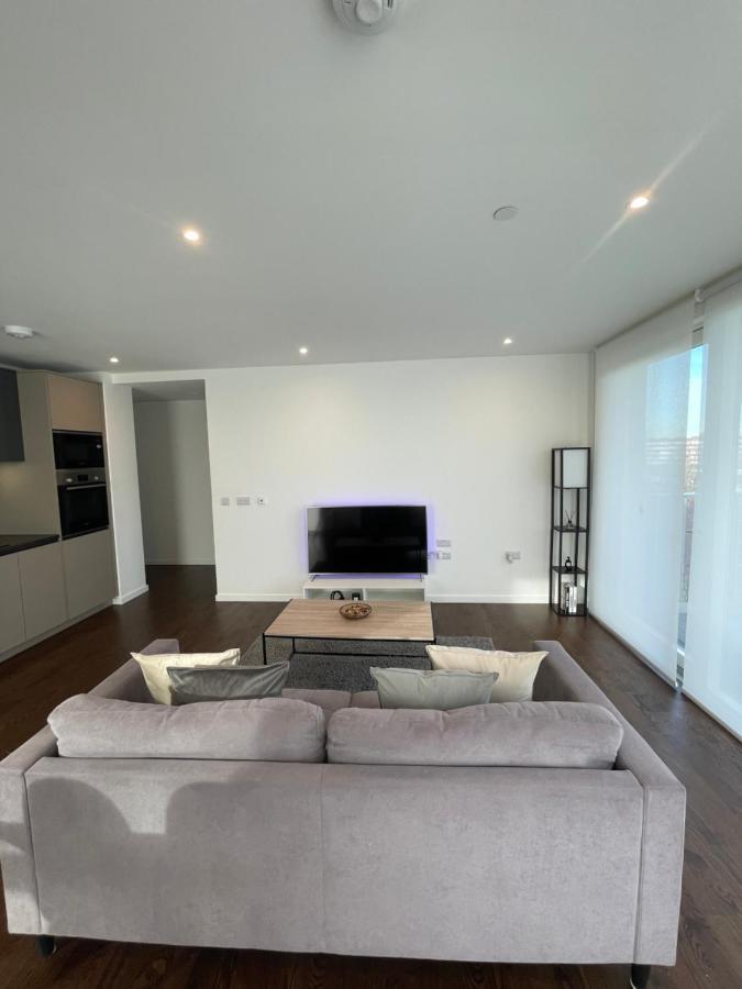 Immaculate 2Bed Apartment In London- City Views Bagian luar foto