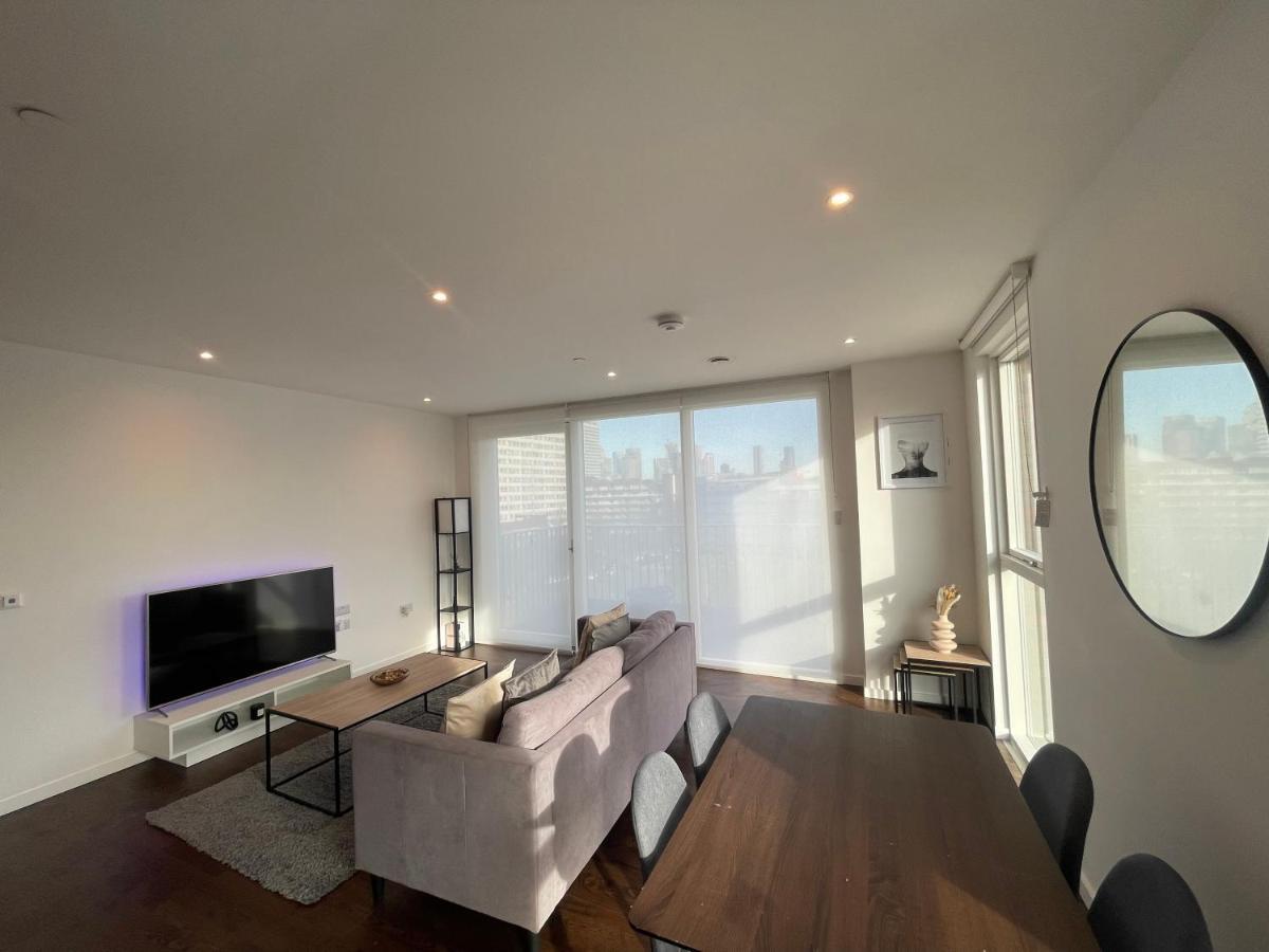 Immaculate 2Bed Apartment In London- City Views Bagian luar foto