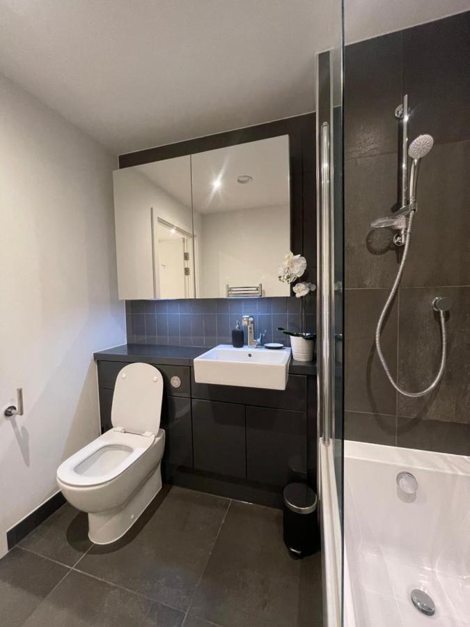 Immaculate 2Bed Apartment In London- City Views Bagian luar foto
